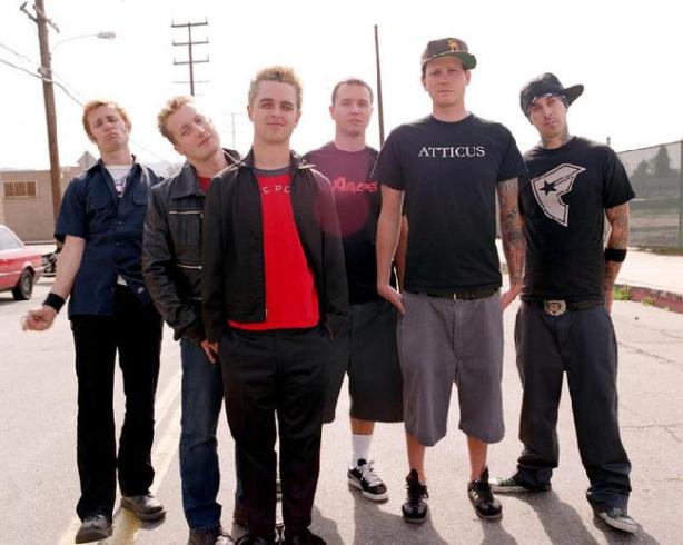 Green Day e Blink 182 na turnê conjunta que fizeram em 2002